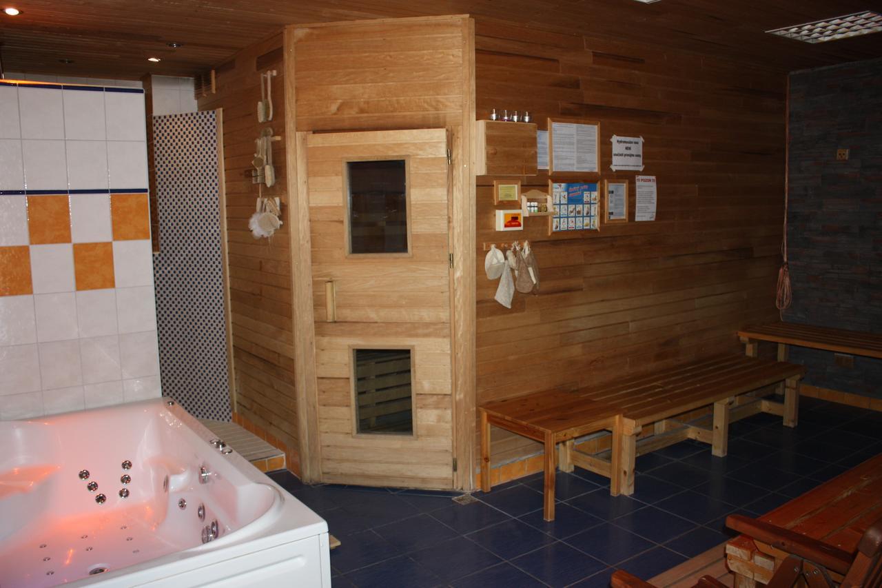 Sporthotel Bk Pod Lipou Roudnice nad Labem Luaran gambar